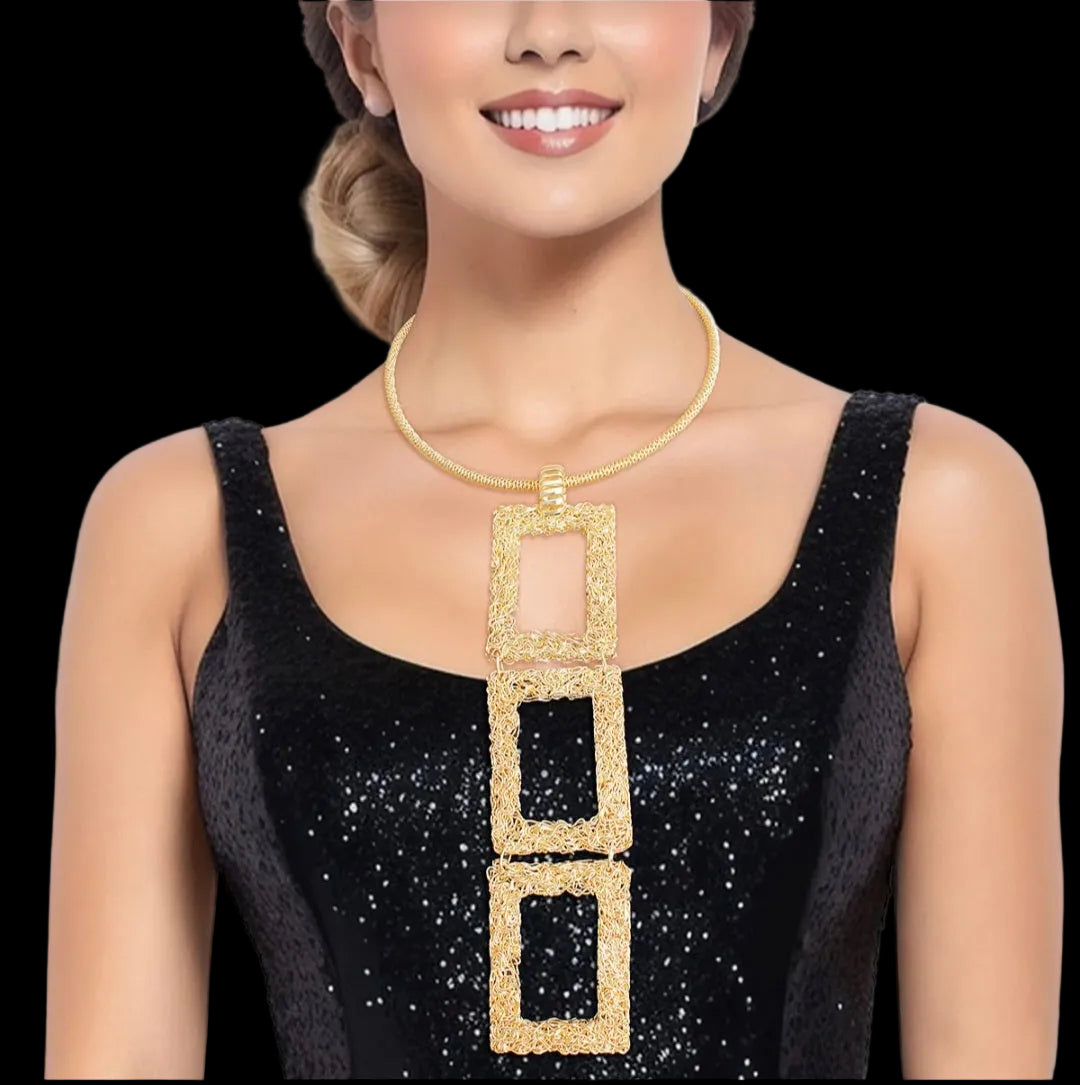 Gold Large Necklace Set