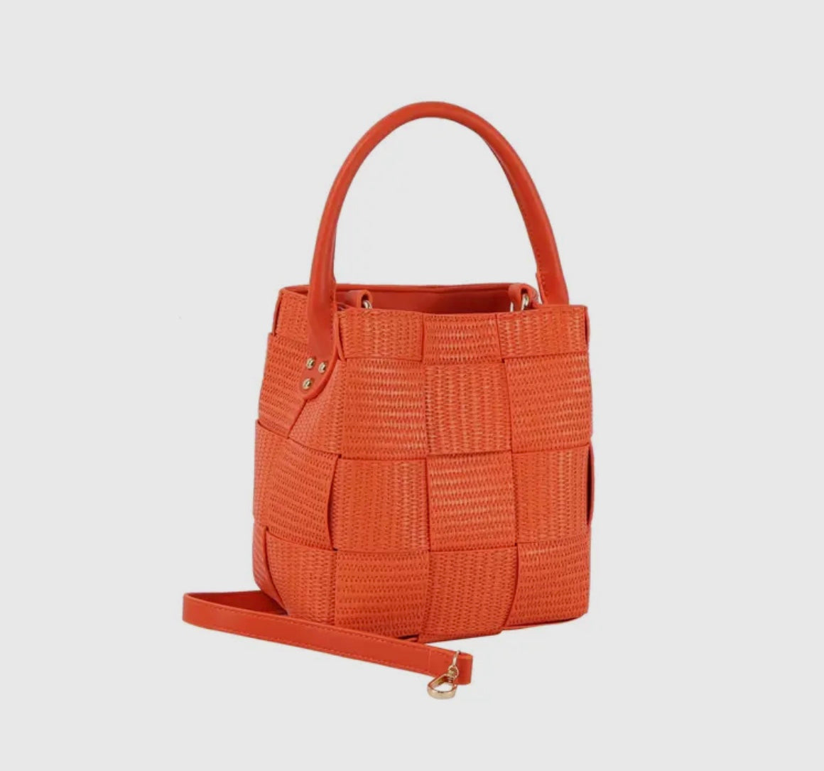 Woven Bucket Bag